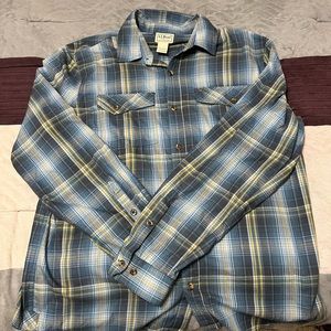 L.L. Bean Men’s Large Button Down blue and olive colors